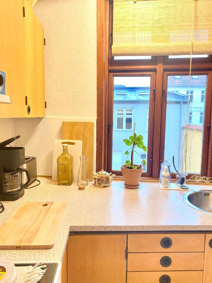 En Hel Lejlighed I Midtbyen - Centralt, Hyggelig Og Taet Pa Alt! Randers Esterno foto